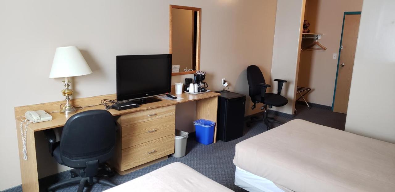 Travel-Inn Resort & Campground Saskatoon Buitenkant foto